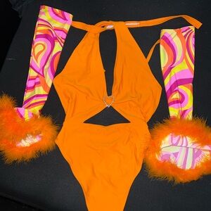 LAST MINUTE EDC FIT | DubLuv bodysuit with sleeves